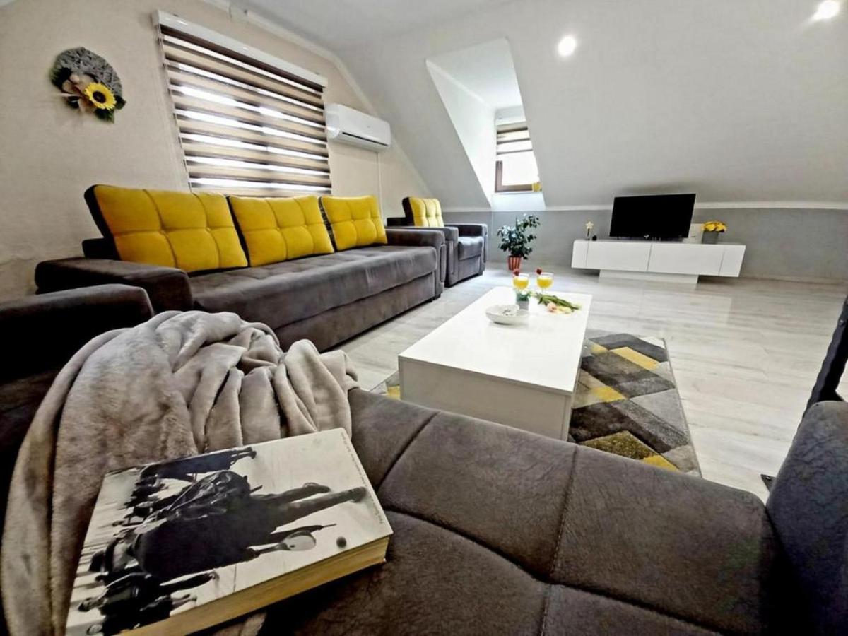Villa Matan House à Otočac Extérieur photo