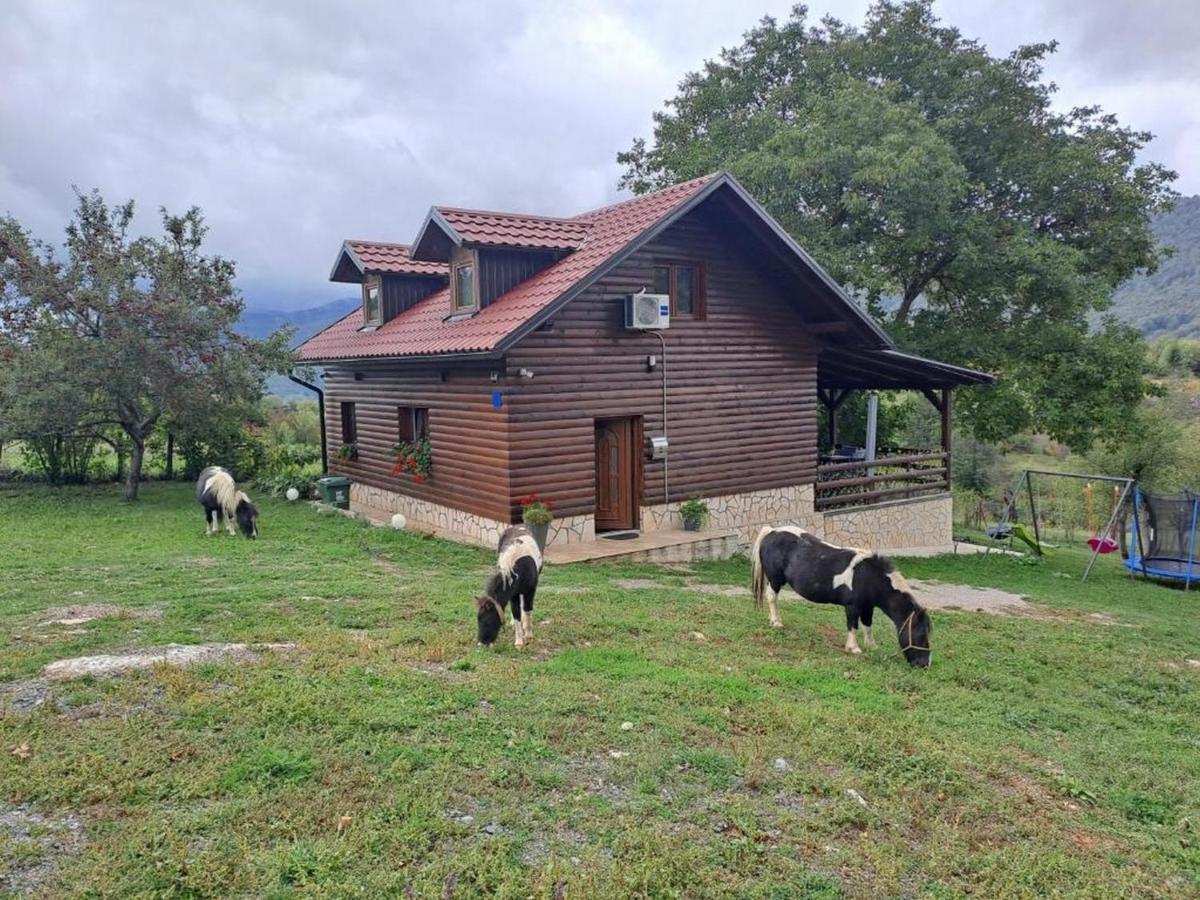 Villa Matan House à Otočac Extérieur photo