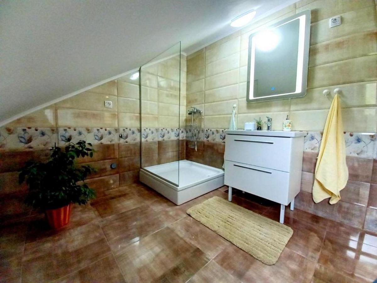Villa Matan House à Otočac Extérieur photo